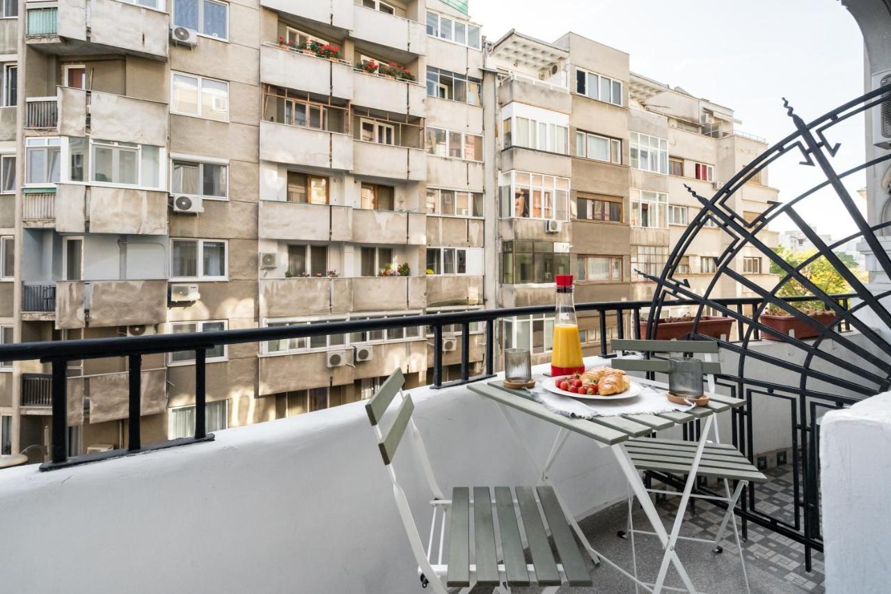 Cismigiu Serenity: 1Br Flat With Scenic Balcony Bukarest Exteriör bild